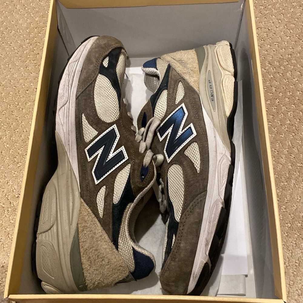 New balance 990 v3 MiUSA size 9.5 M